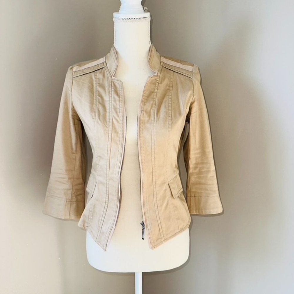 White House Black Market 3/4 Sleeve Jacket